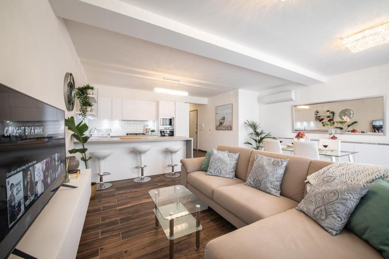 Electra Residence - Luxury Central Beachview Apartment Marsalforn Buitenkant foto